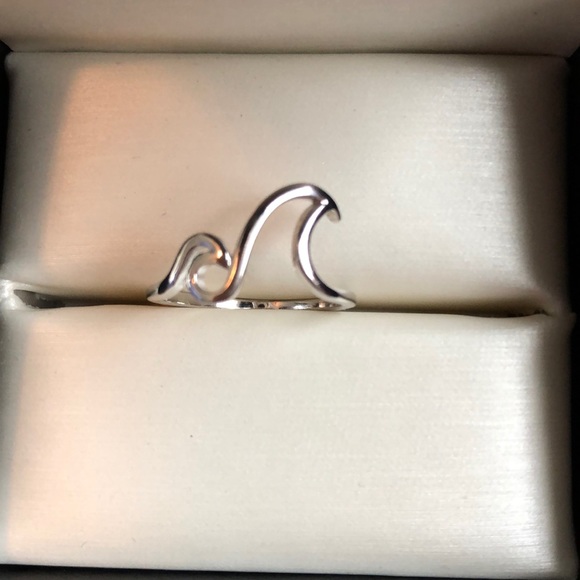 925 Sterling Silver Double Waves Ring - Picture 2 of 7